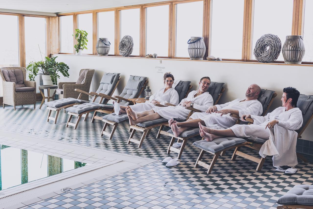 Smoegens Hafvsbad Hotel Bagian luar foto